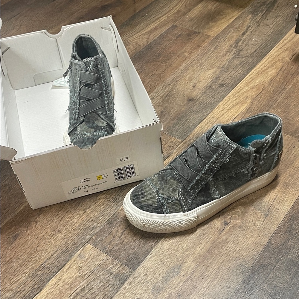 Blowfish Distressed Gray High-Top Sneakers
